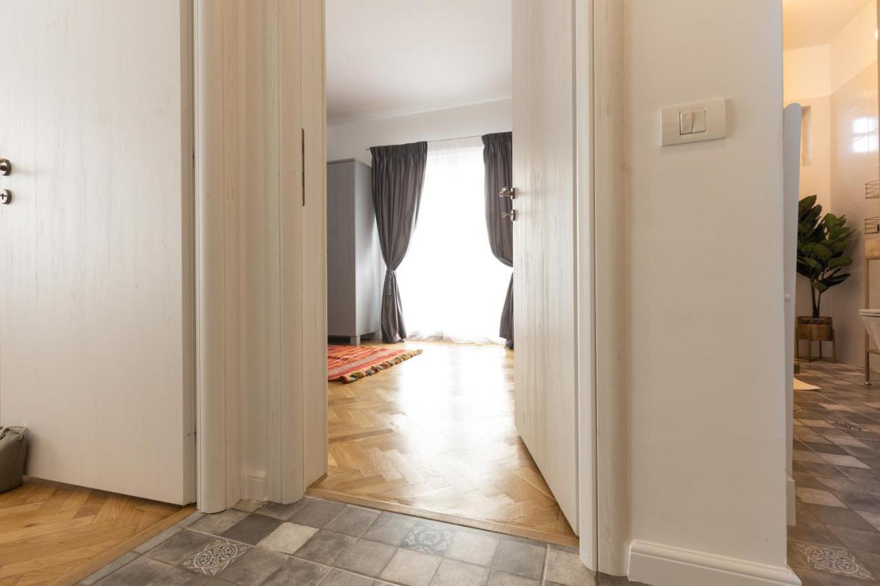בוקרשט Metropole Apartments Panoramic Ateneum מראה חיצוני תמונה